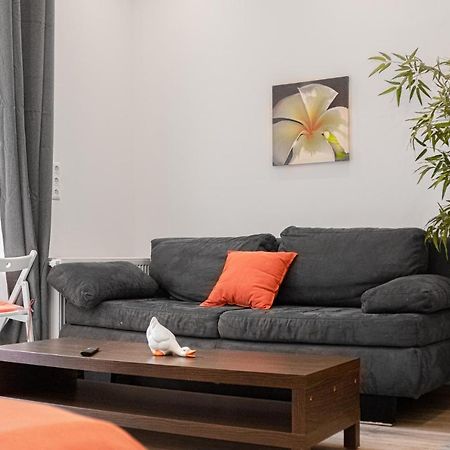 Fullfilling 3Br Shared Apartment With Pleasing Patio Vienna Esterno foto