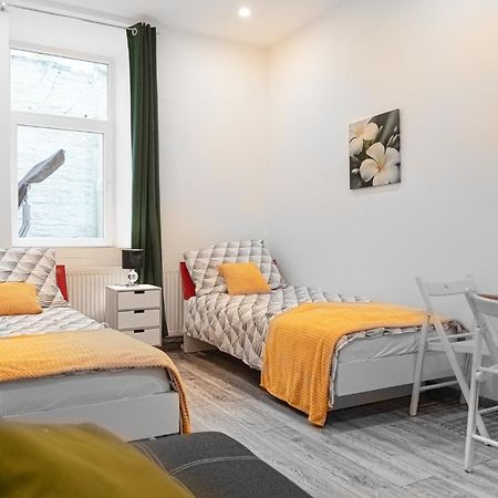 Fullfilling 3Br Shared Apartment With Pleasing Patio Vienna Esterno foto