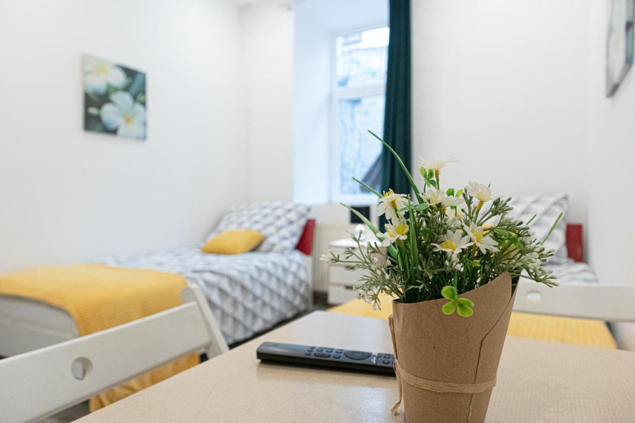 Fullfilling 3Br Shared Apartment With Pleasing Patio Vienna Esterno foto