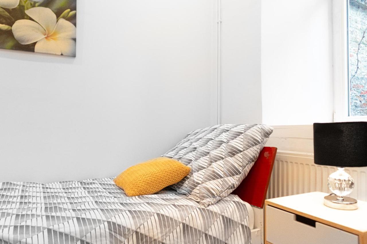 Fullfilling 3Br Shared Apartment With Pleasing Patio Vienna Esterno foto